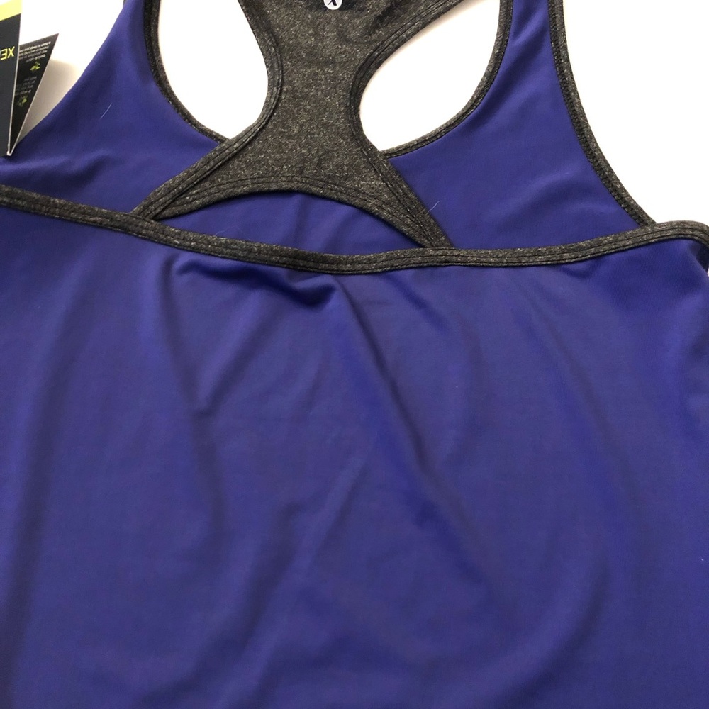 Xersion Fitted Athletic Tank Top - Picture 2 of 9